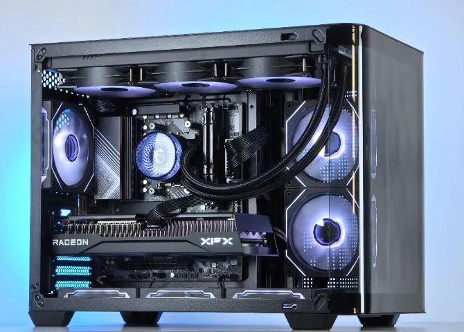 PC Gamer Ryzen 7 7800X3D + RX 9060 XT 16GB + 16GB DDR5