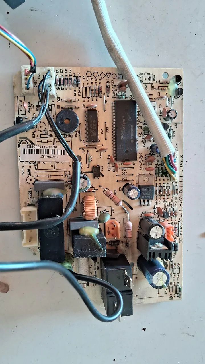 Placa evaporadora Springer modelo KFR32GW usada - Foto 2
