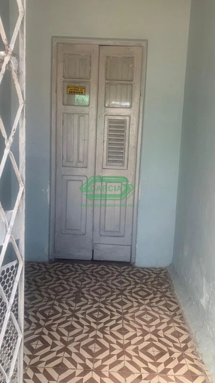 Casa de 165m² no Centro: Excelente para Comércio ou Moradia - Foto 5