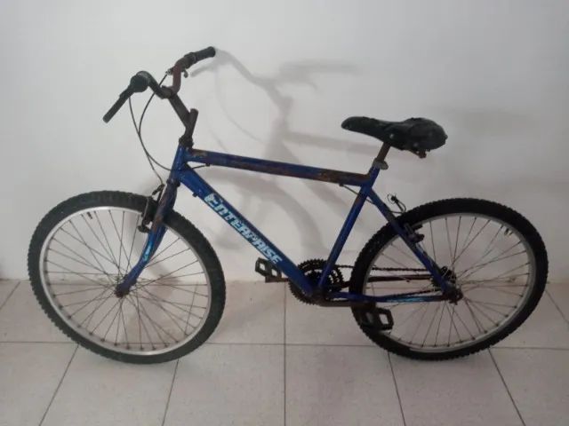 Bicicleta Aro 26 Usada - Precisa de Conserto - Foto 2