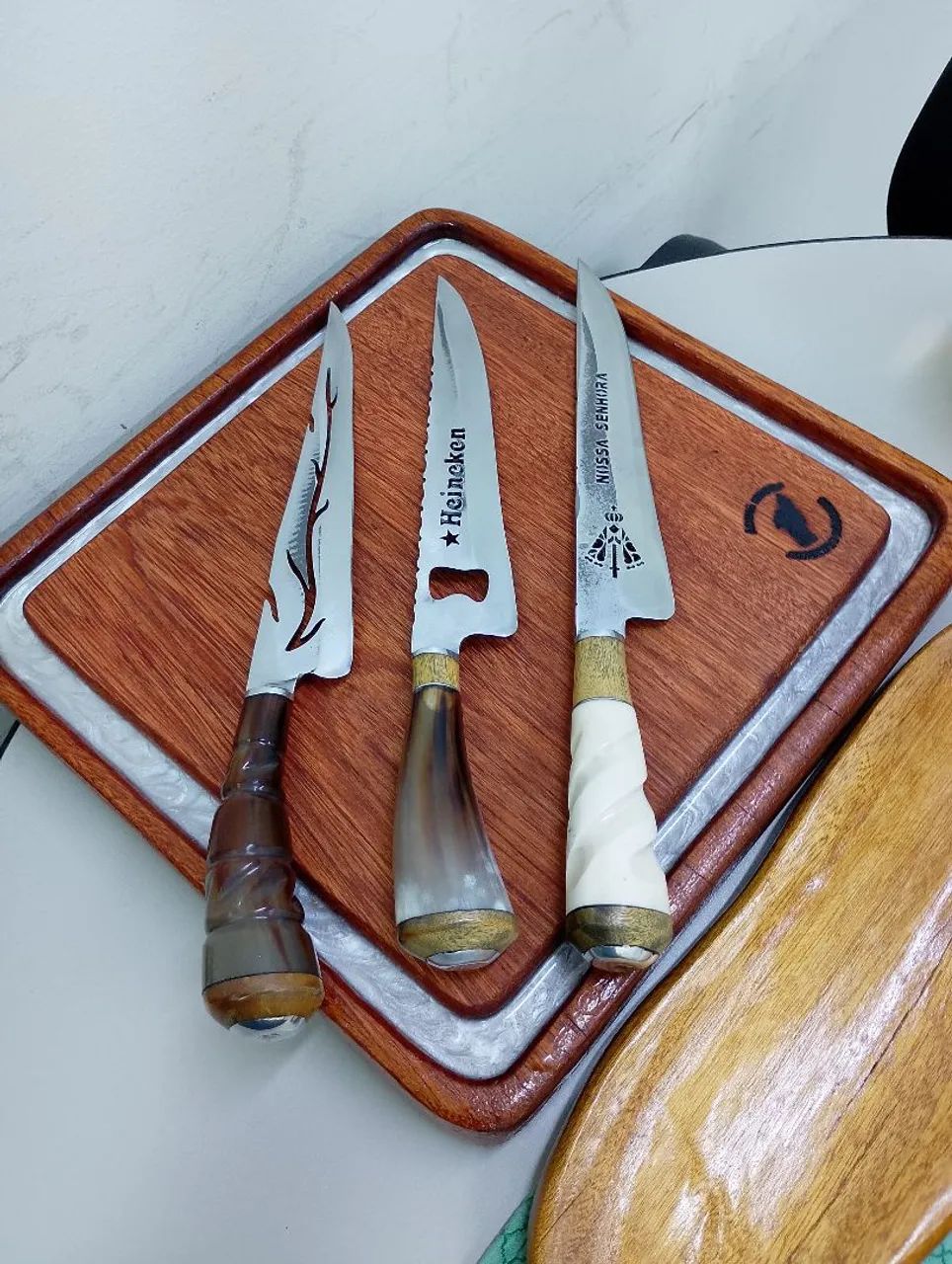 Facas artesanais tematicas
