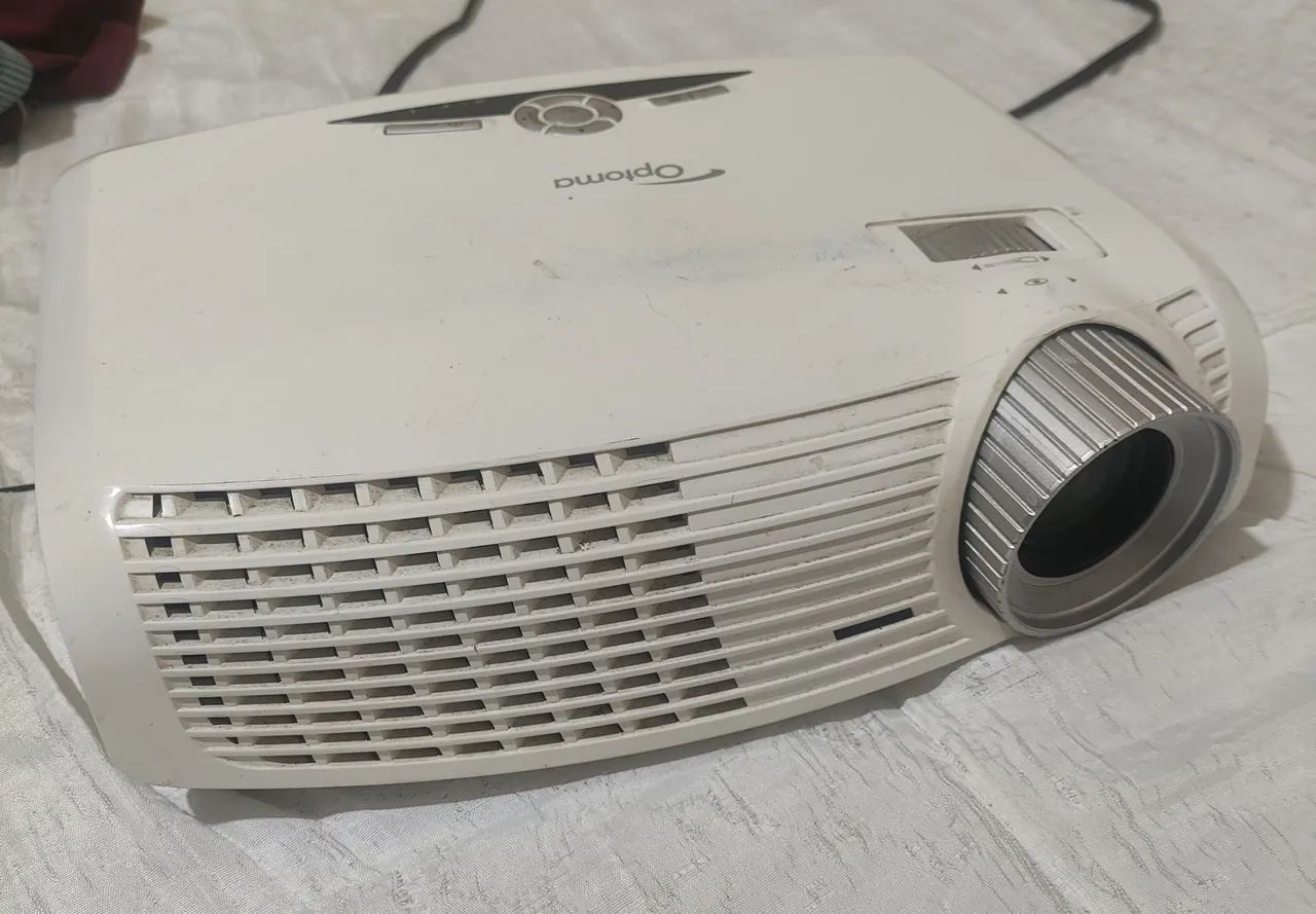 Projetor OPTOMA HD20 