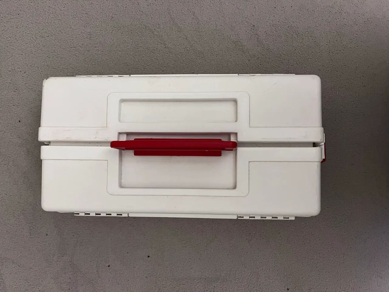 Maleta Plastica Branca Área Saúde - Foto 2