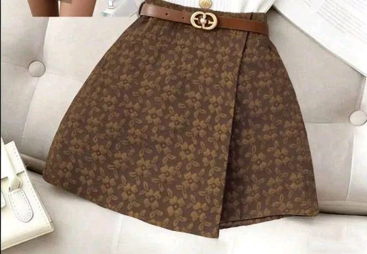 Saia short 