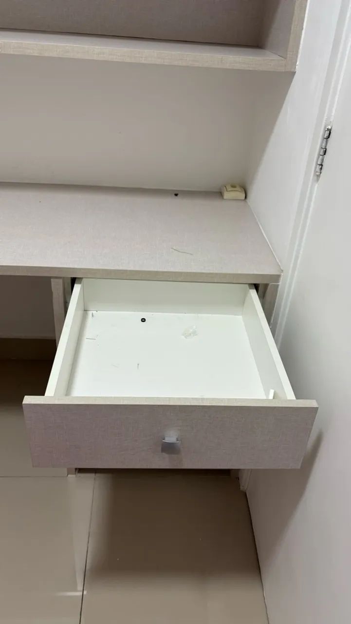 Escrivaninha e bancada suspensa  - Foto 4