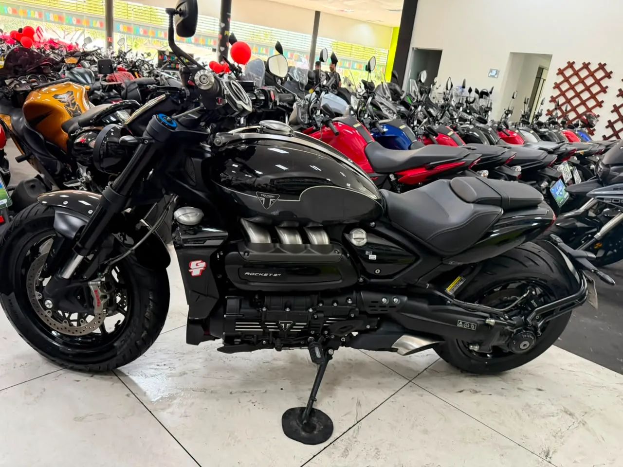 TRIUMPH ROCKET III R - Foto 4