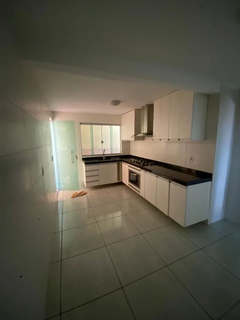 Casa Reformada no Centro cidade ocidental  - Foto 2