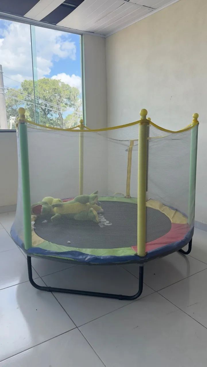 Cama elástica infantil