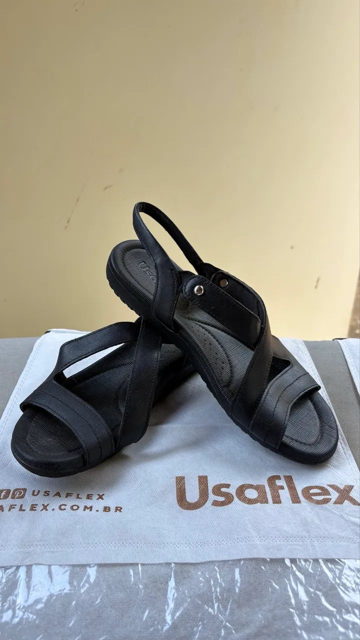 Vende-se Sandálias Usaflex nova - preta e marrom - tamanho 37