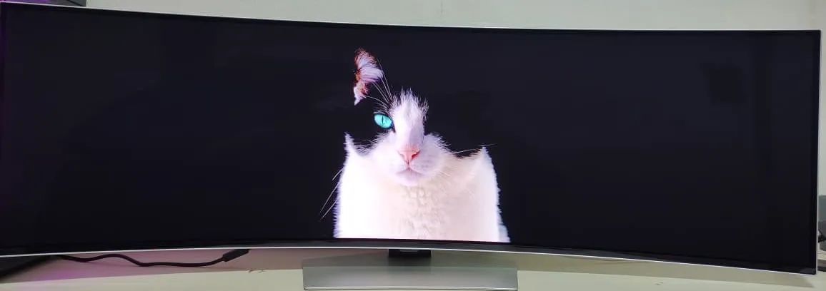 Monitor OLED 240Hz 49" Samsung Odyssey G9 - Foto 3