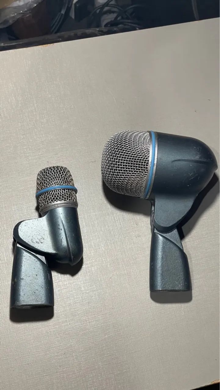 Vendo dois microfones para bateria 