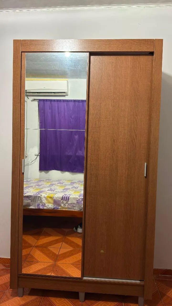 Guarda-roupa 