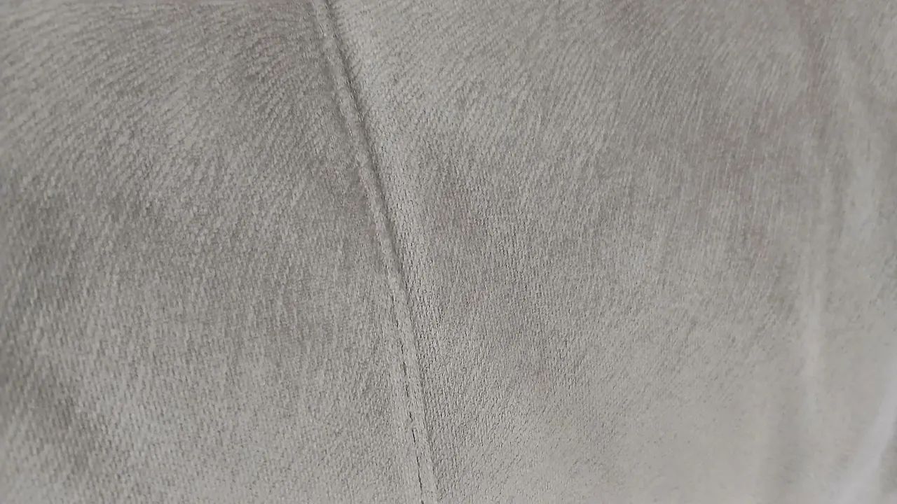 URGENTE (estamos mudando) - Sofá fixo Herval suede 2,30m - Foto 2