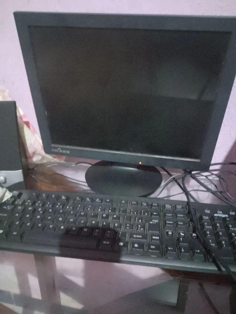 Computador completo a tela está com essas listas - Foto 2