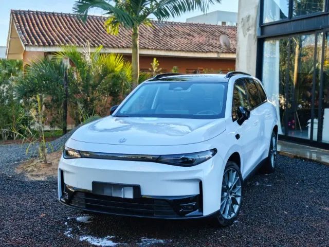Leapmotor C10 REEV (Híbrido) 2026
