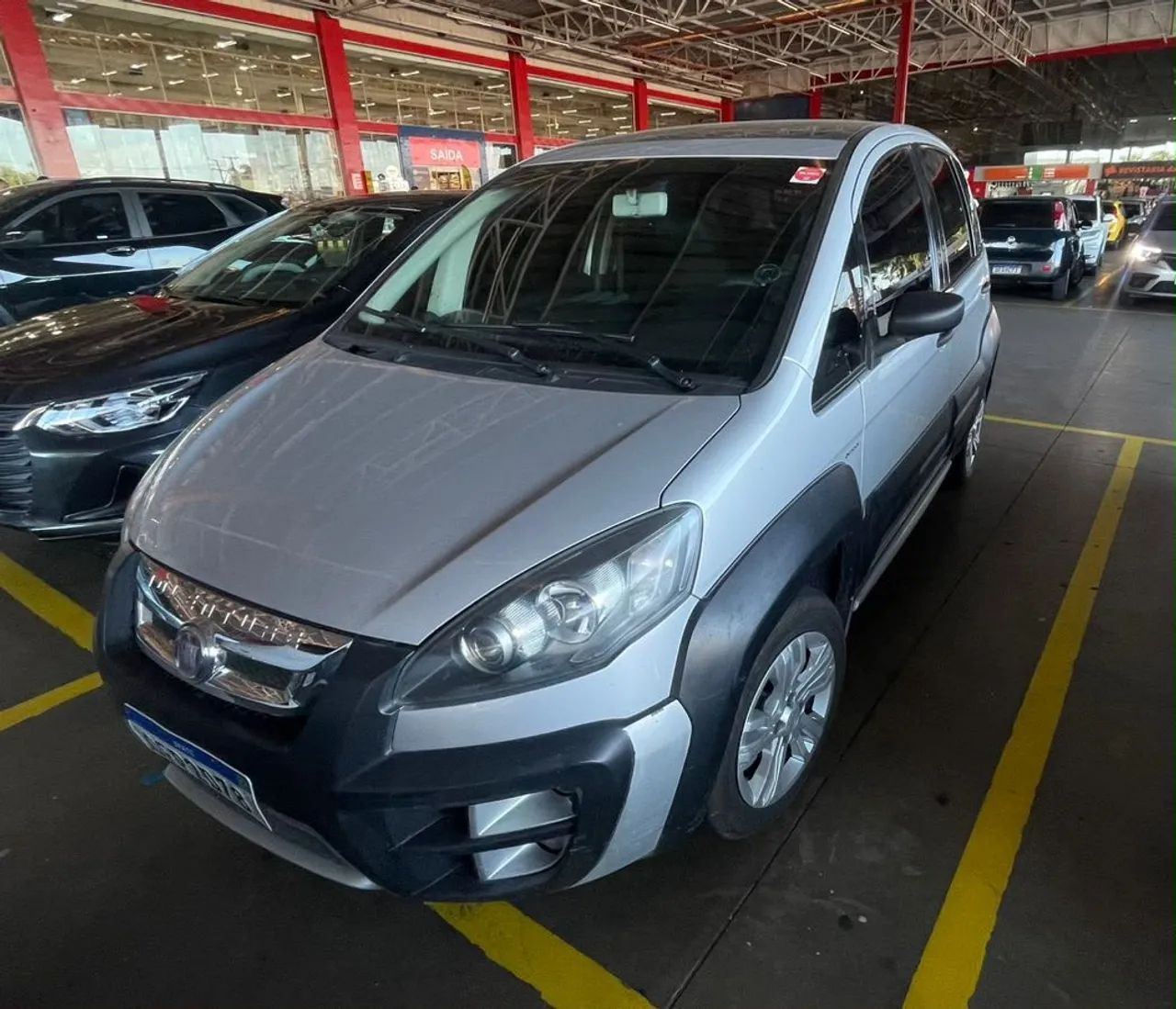 Fiat Idea Adv./ Adv.lock.dualogic 1.8 Flex 5P 2013