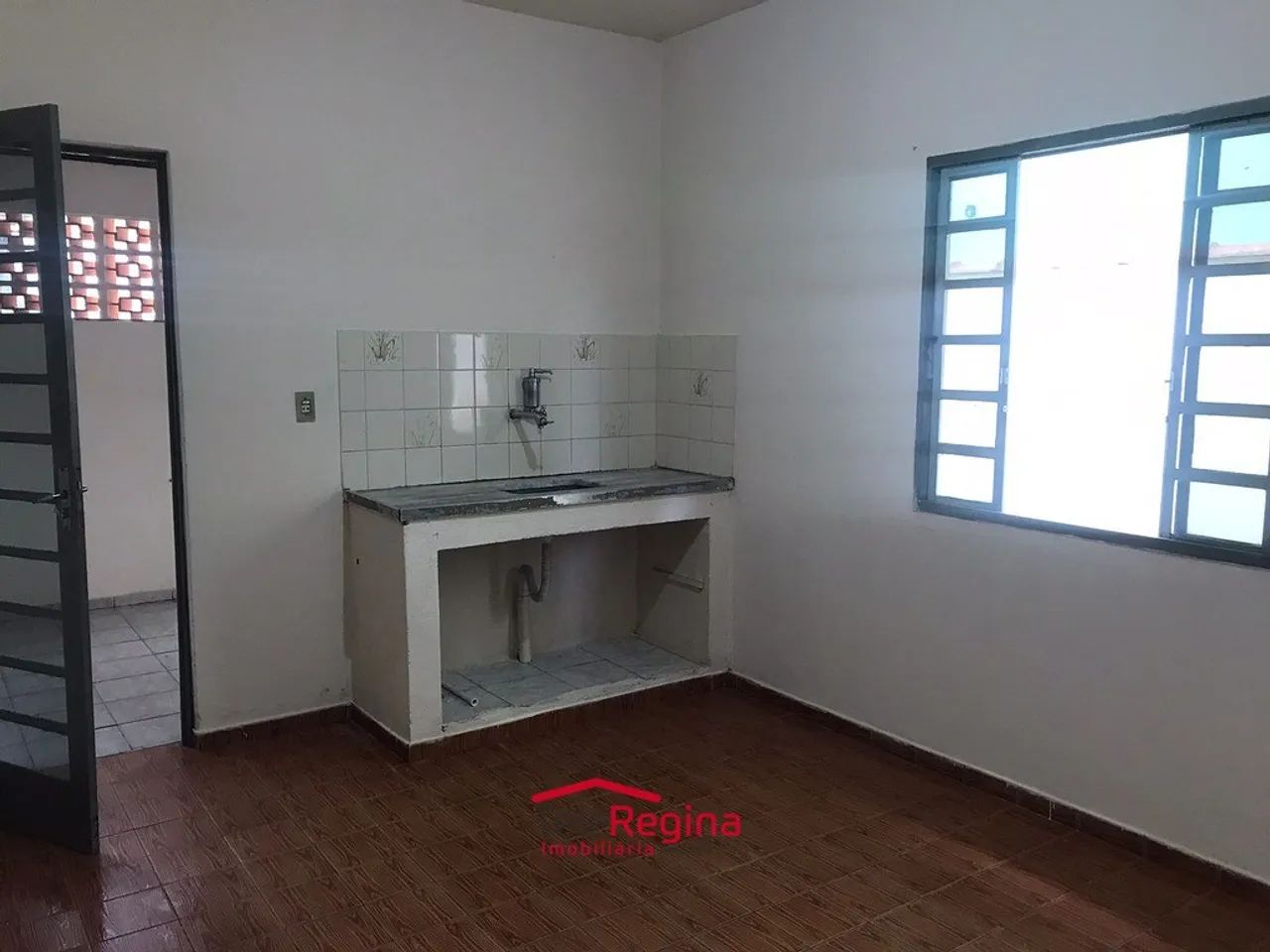 CASA P/ ALUGAR C/ 2 DORMITÓRIOS- A - 222