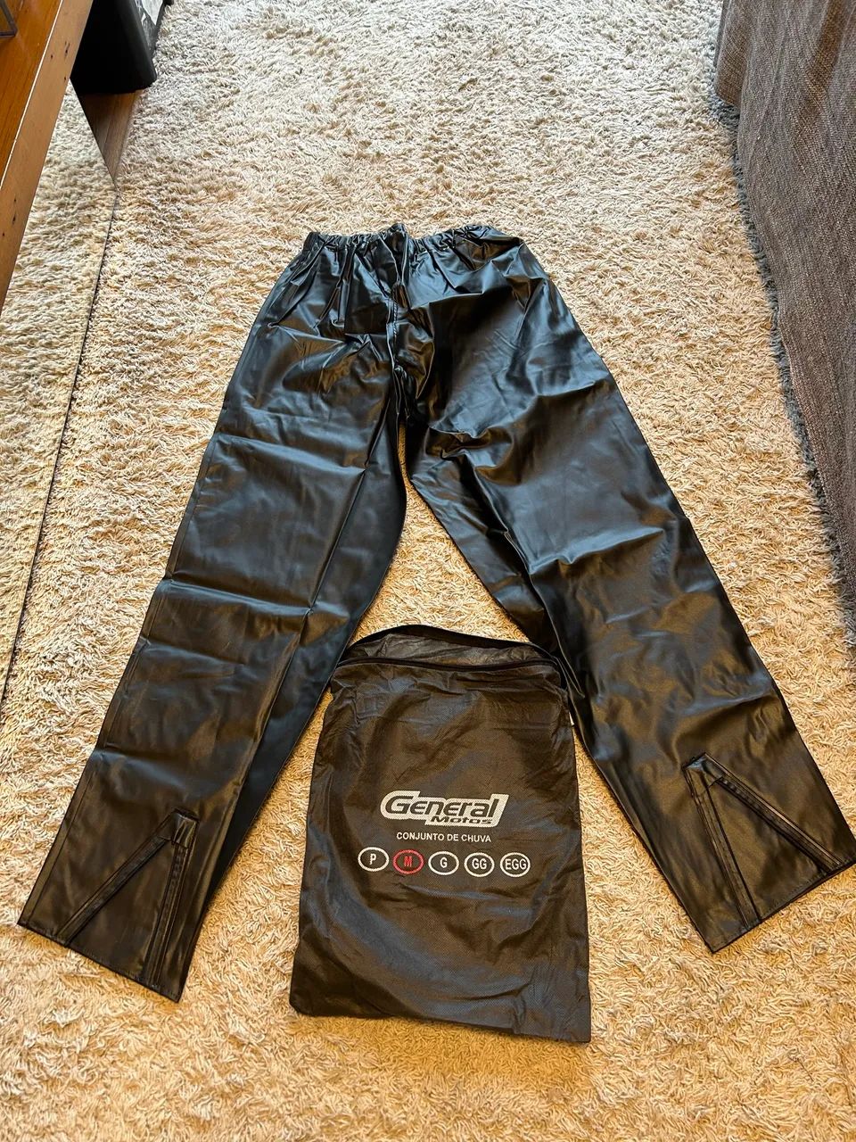 Roupa de chuva com galocha - Foto 2
