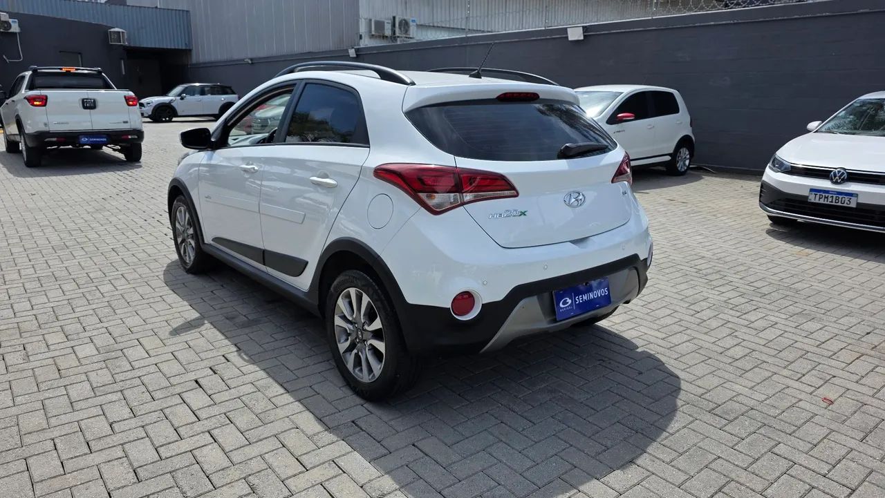 Hyundai HB20X Style 1.6 Flex 16V Mec. 2016 - Foto 4