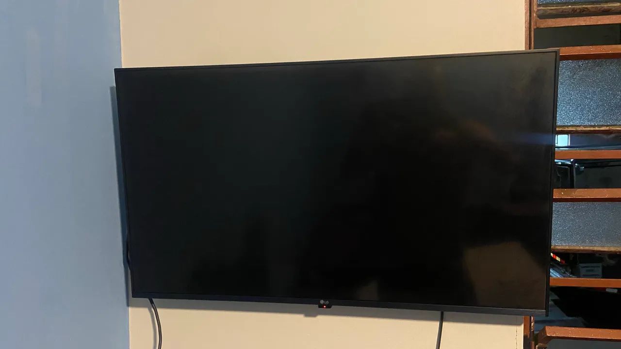 Smartv LG 32 Polegadas LEIA O ANÚNCIO 