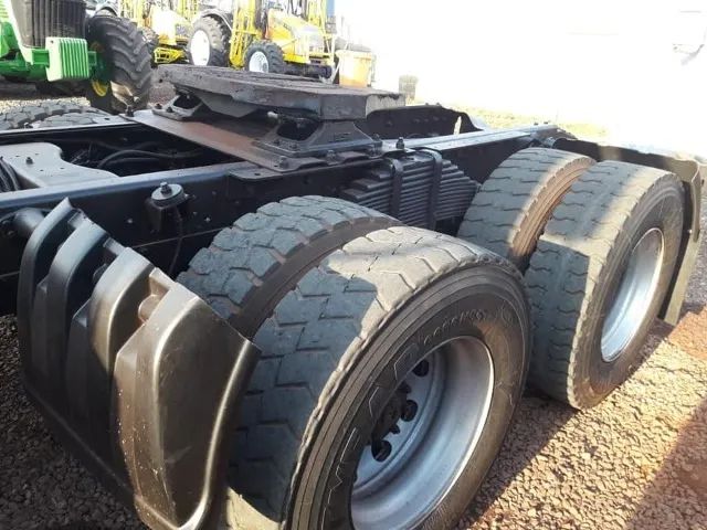 Vw 31330 6x4 chassi 2015 - Foto 3