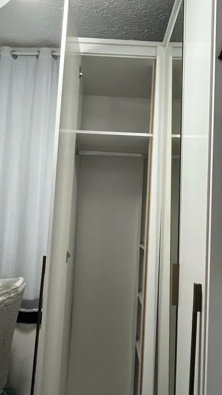 Guarda Roupas Modulado De Canto com espelho  - Foto 4
