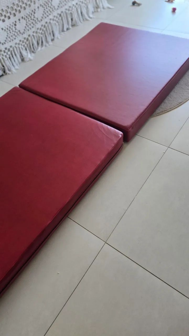2 colchonetes com espuma grossa e confortável  - Foto 2