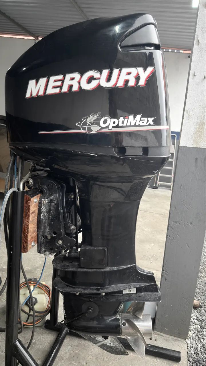 Motor Mercury optimax 225 HP 