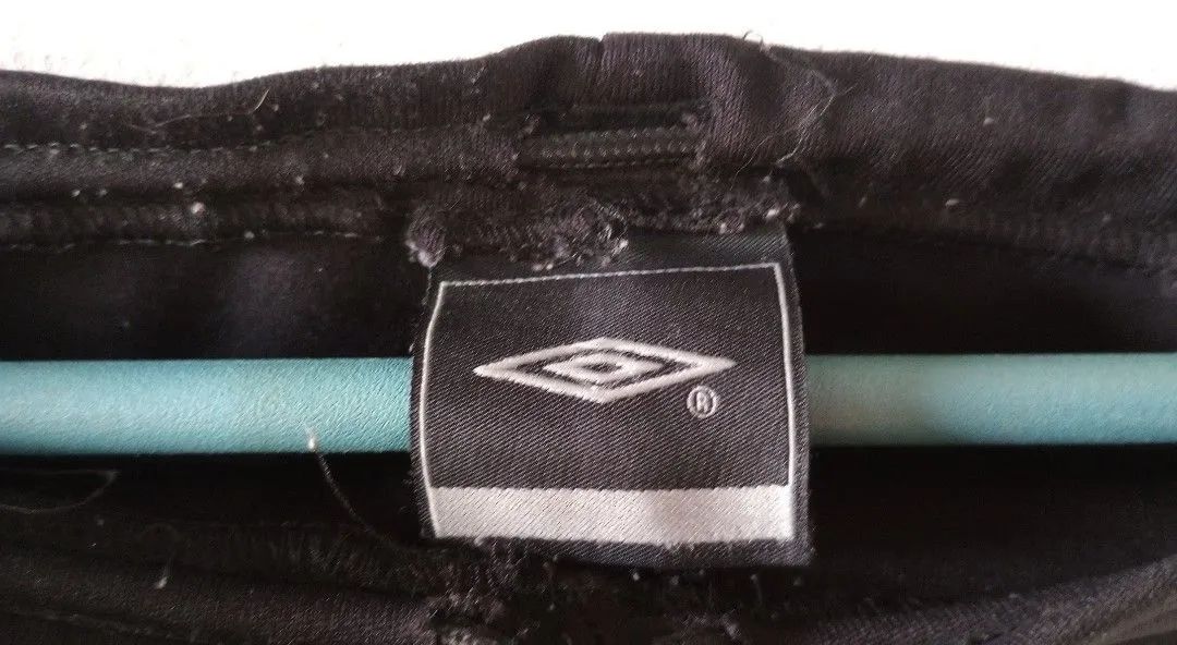 Bermuda umbro  - Foto 3