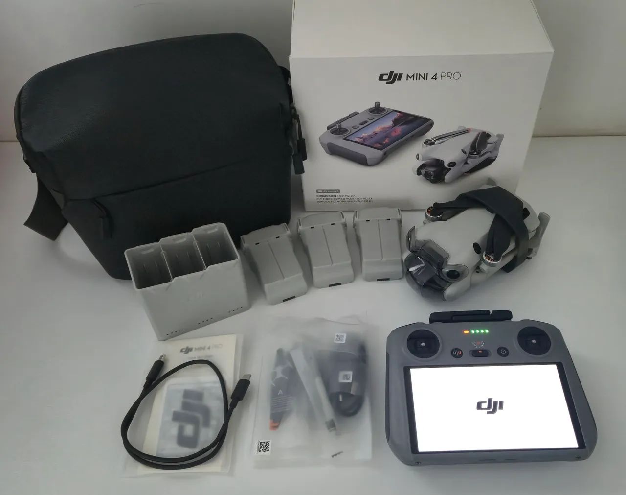 Vendo DJI Mini 4 Pro Fly More Combo Plus - Foto 3