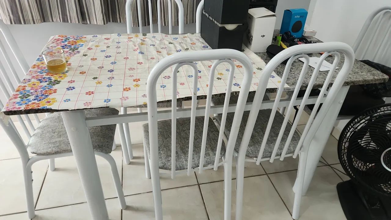 Mesa de 6 cadeiras 