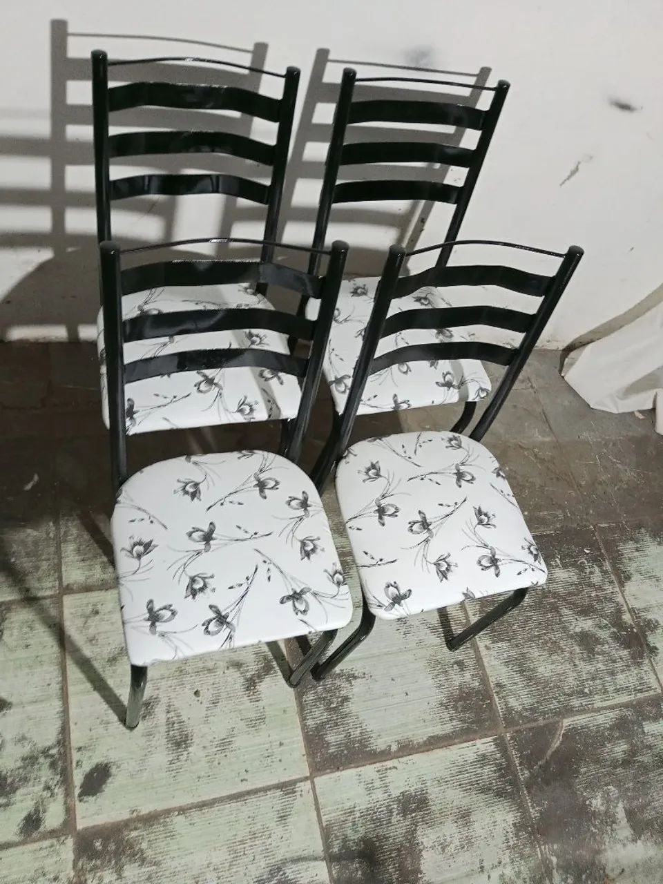 Cadeiras 4 unidade  - Foto 4