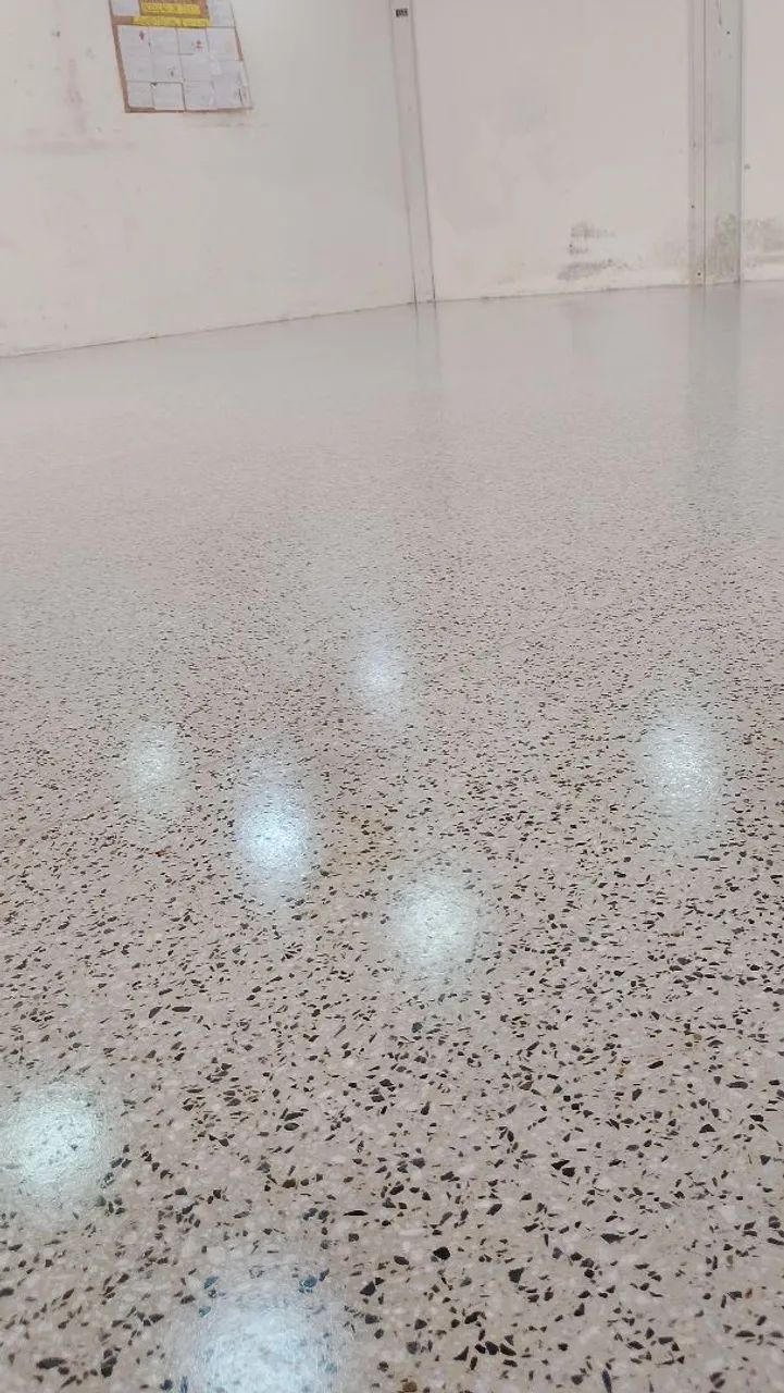 Piso de granitina 
