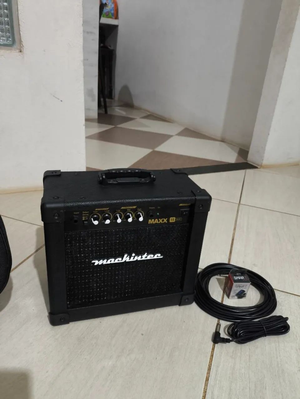  Guitarra Giannini + Amplificador + Suporte