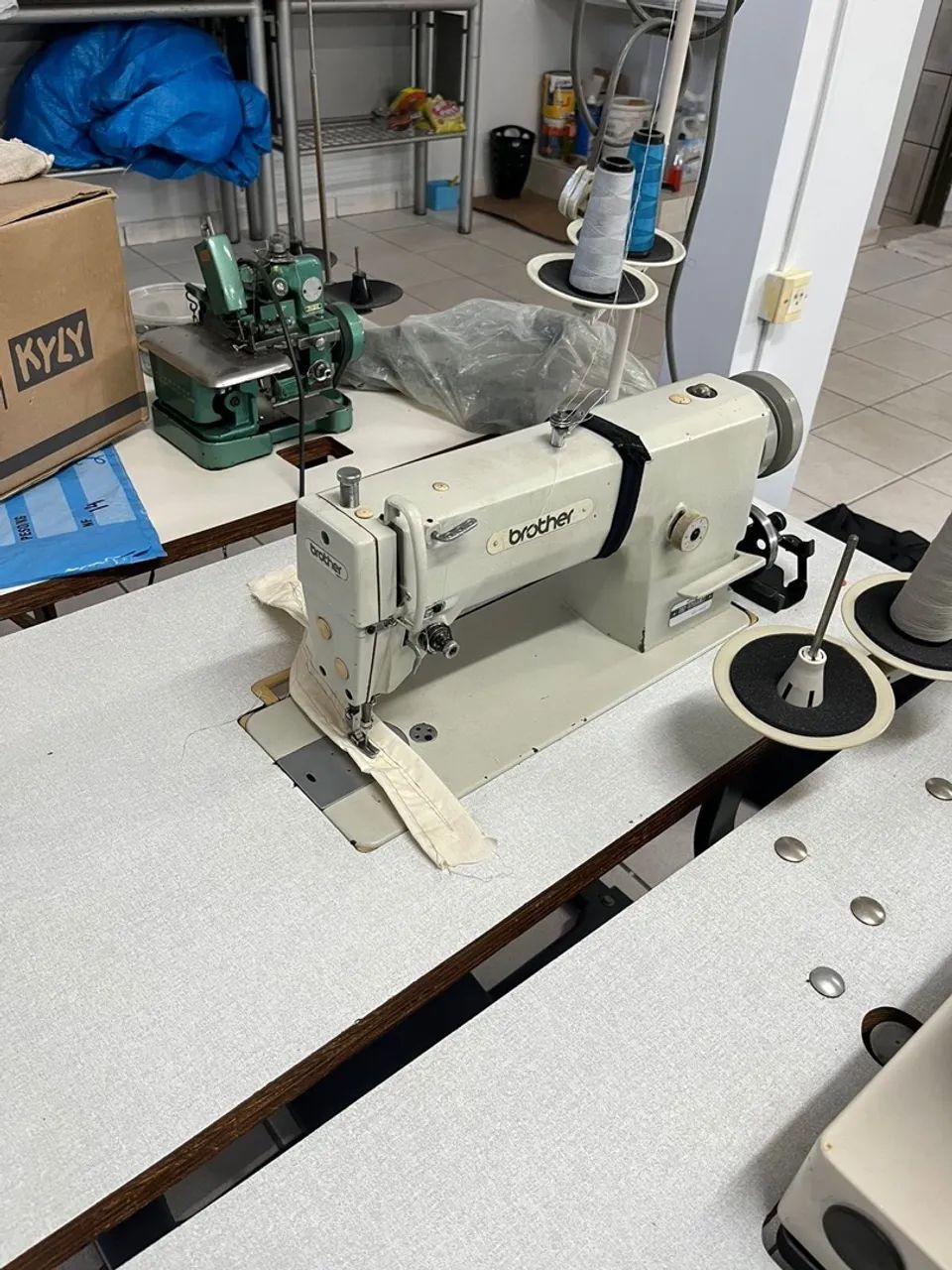 Máquina de Costura Reta