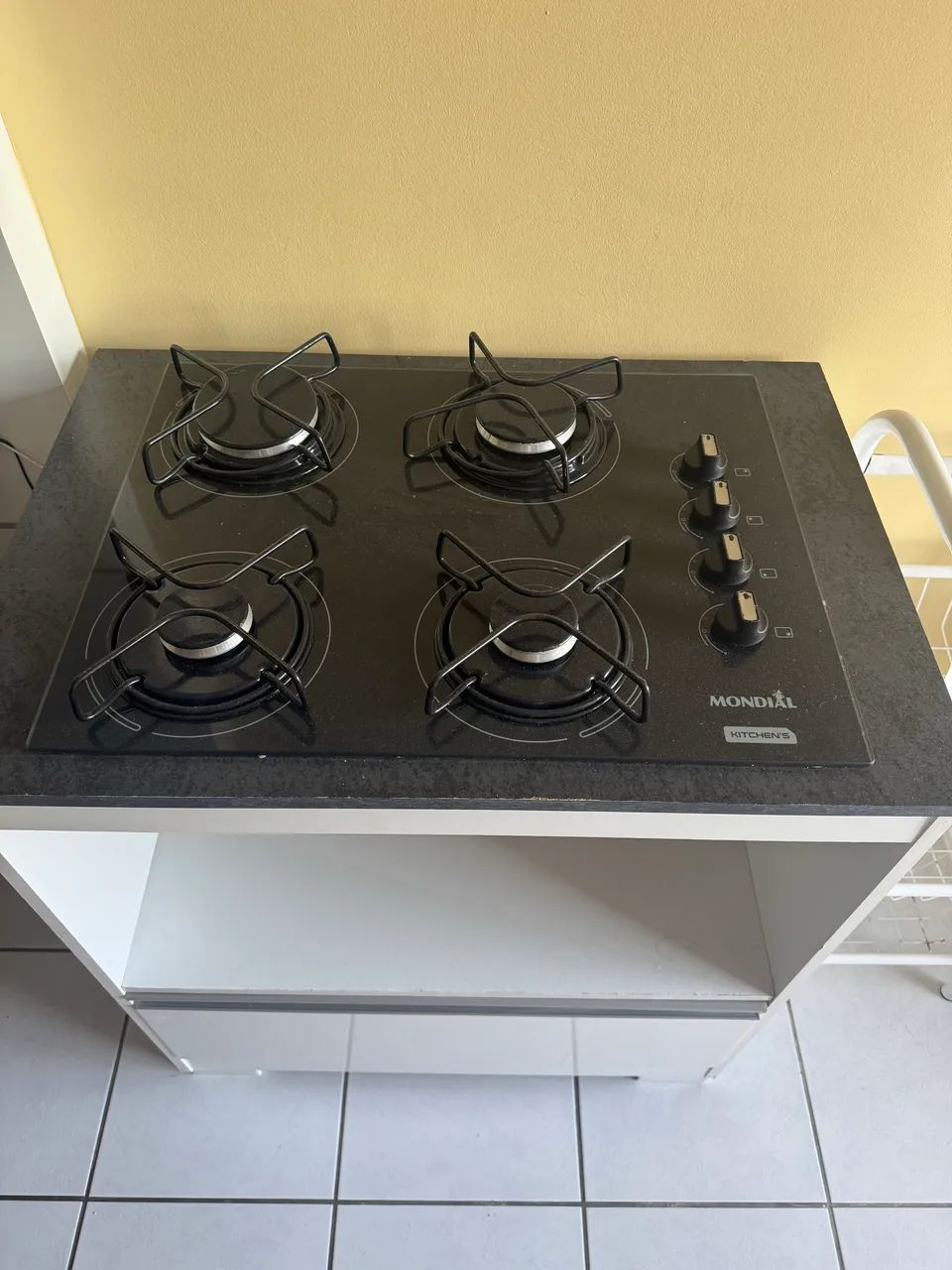 Fogão cooktop com armário e cano de gas  - Foto 2