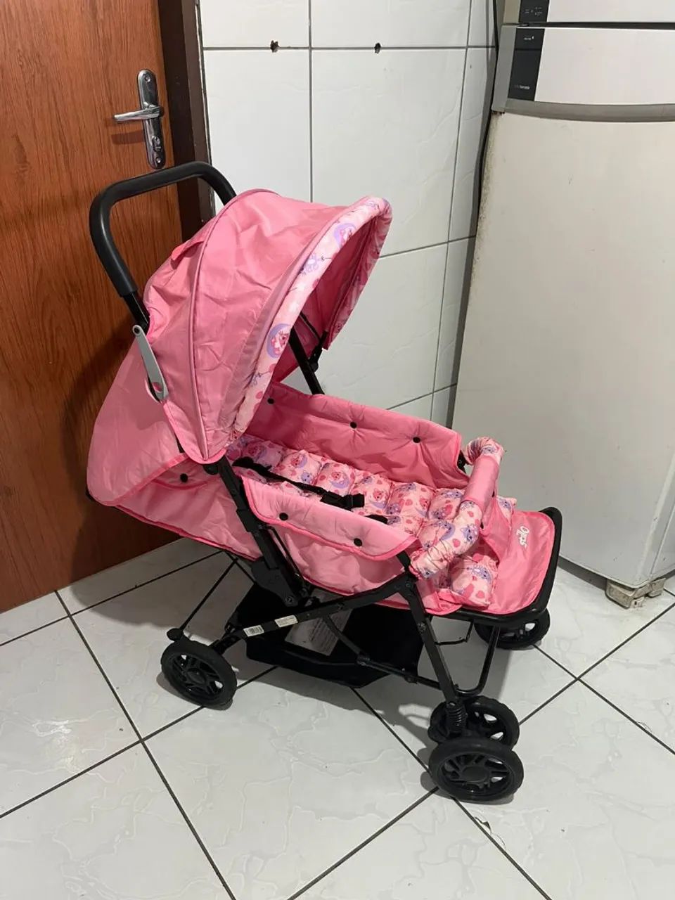 Carrinho de bebê semi Novo  - Foto 3