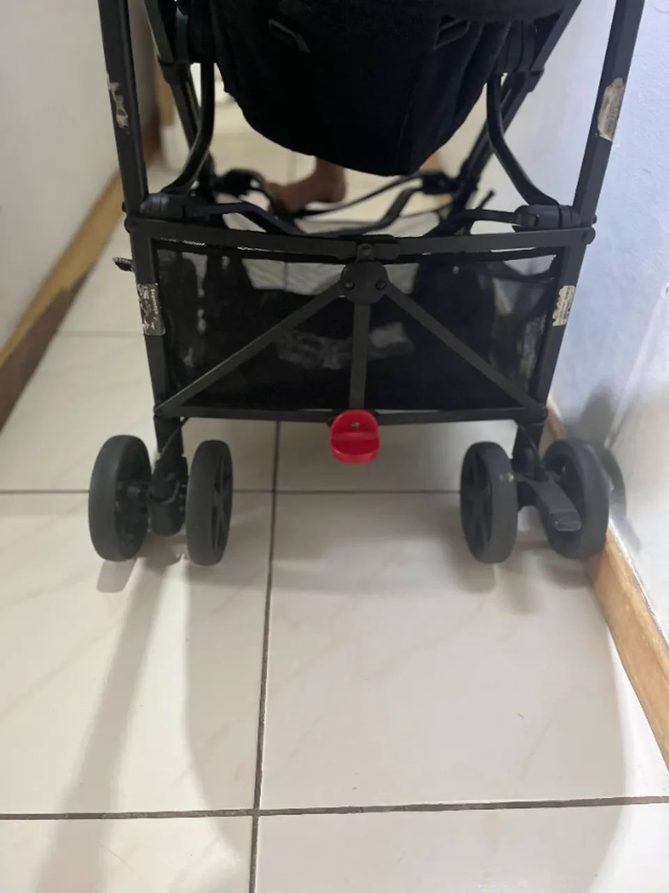 Carrinho De Bebê Umbrella Trend Preto - Safety 1st - Foto 3