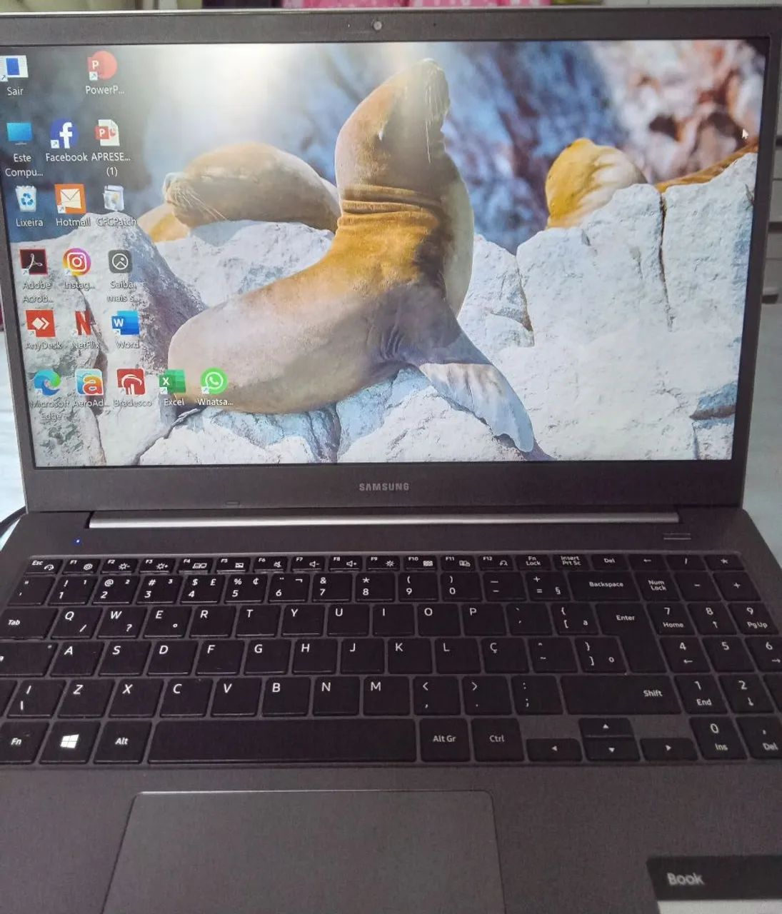 NOTEBOOK SAMSUNG INTEL. 