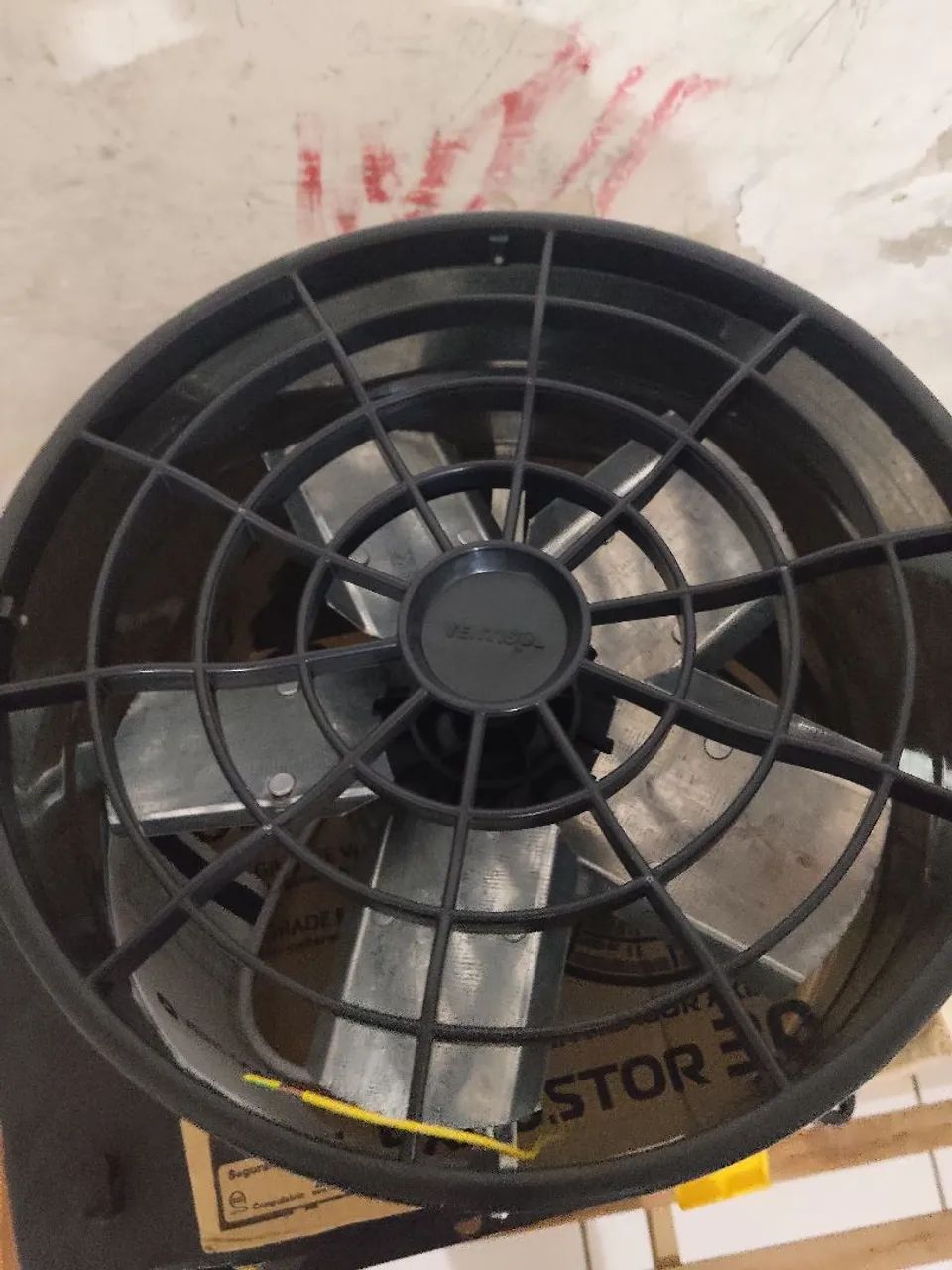 Exaustor Ventisol 30 cm - Ventilação e Exaustão