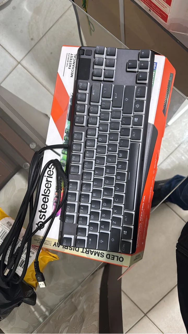 Vendo teclado steelseries apex pro tkl  - Foto 2