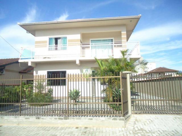 Casa com 4 dormitórios à venda, 260 m² por R$ 700.000 - Vila Nova - Joinville/SC