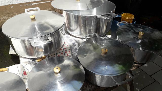 Panelas de alumínio batido grosso