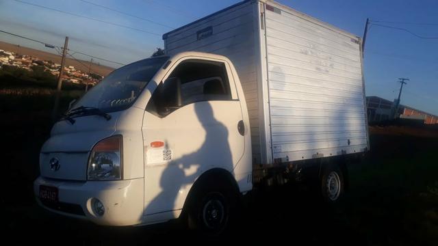 Hyundai HR 2.5 Diesel com baú - Foto 5