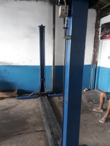 Elevador 2500 kg