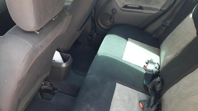 Ford Fiesta muito bom estado - Foto 9