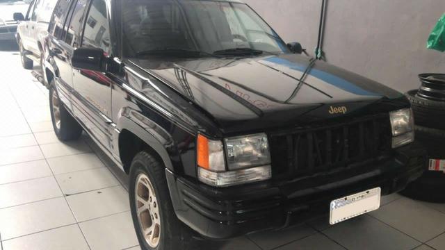 Jeep Grand Cherokee limited 5.2 4X4 V8 Relíquia Motor Bom Leia todo o Anúncio