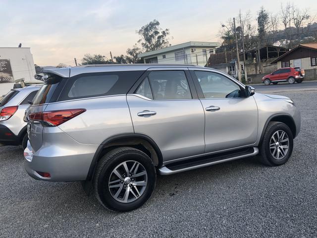 TOYOTA/SW4 SRX 2.8 4x4 7L 2016 - Foto 4