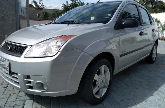 Fiesta Sedan 1.0 Class Completo Impecável BX Km "Impecável" - Foto 12