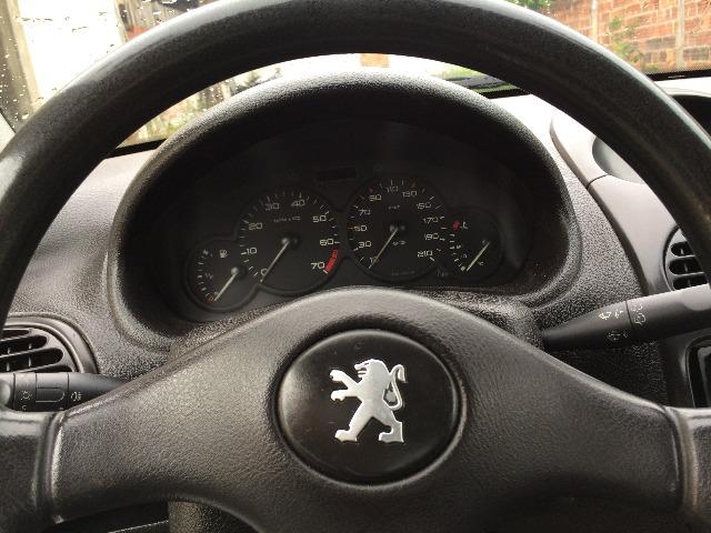 Peugeot 206 2001 * Aceito troca + Valor - Foto 4
